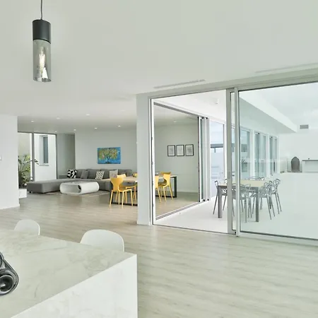 Noelia Ocean View Villa